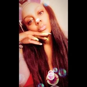 Meet your Posher, Maree